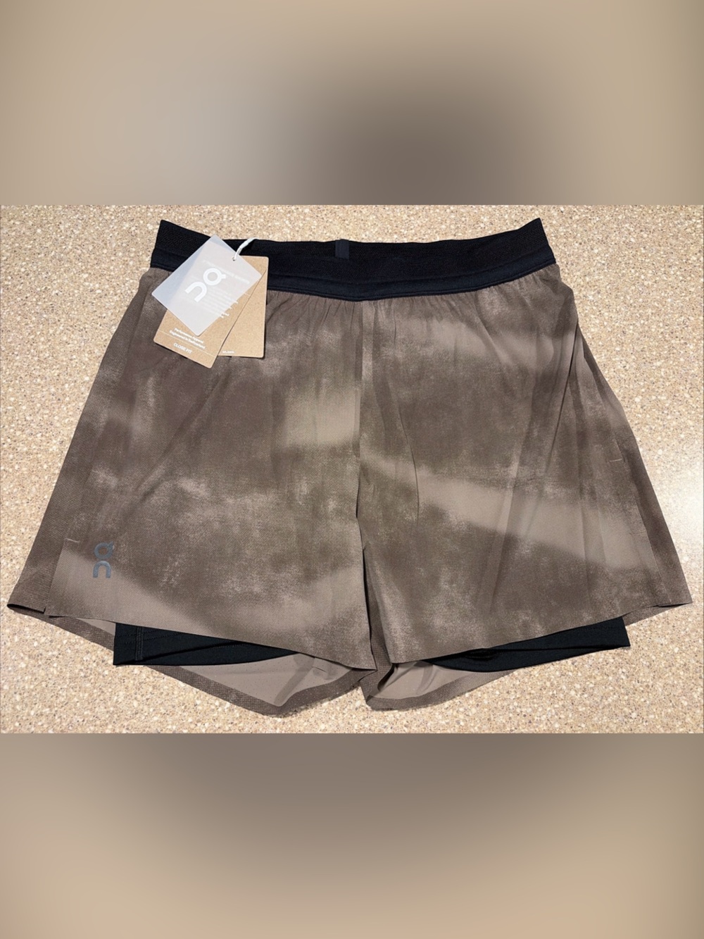 NWT On Cloud Performance Lined Shorts 3” AOP Cinder/Black Women’s Small (S) $90